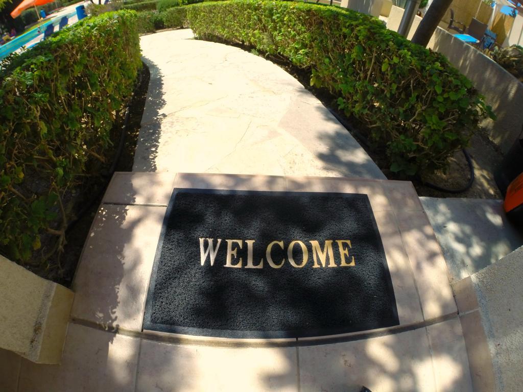 Hesperides Gardens Villa Paphos ภายนอก รูปภาพ