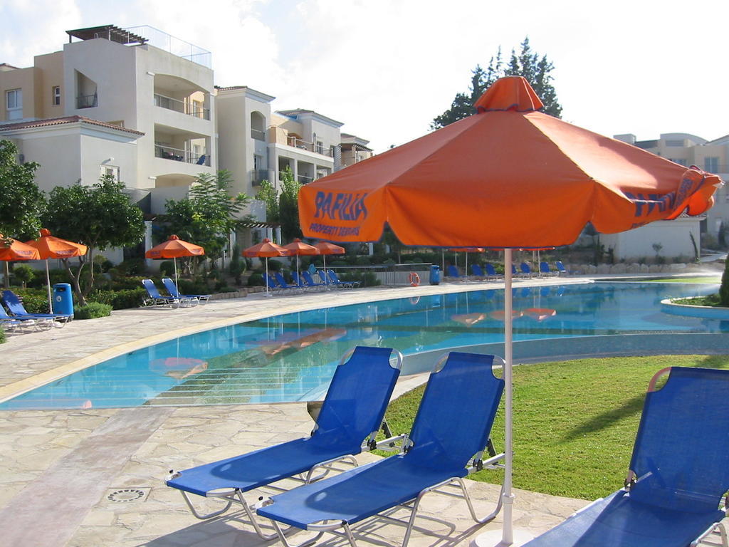 Hesperides Gardens Villa Paphos ภายนอก รูปภาพ